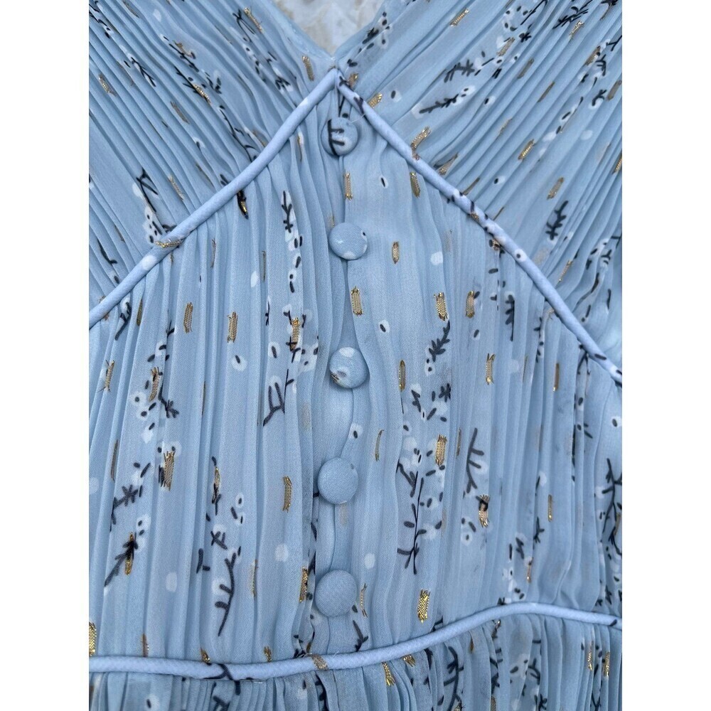 AVANTLOOK V-Neck Floral Printed Button
Front Dress size small - Picture 6 of 12